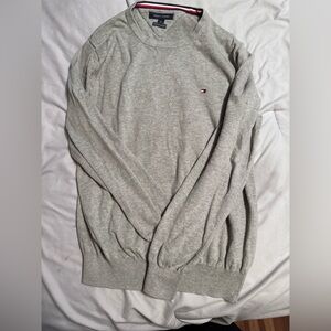 Tommy Hilfiger Light Gray Crewneck Sweater